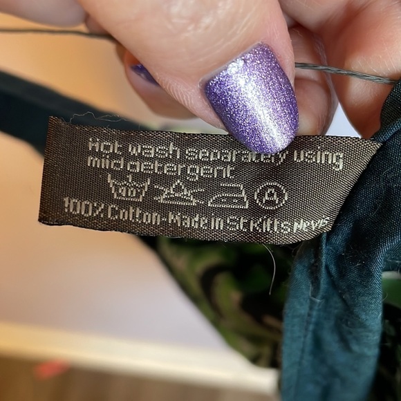 Caribelle Batik Wall hanging Wood Wire hanger Monkey Batik Print - Picture 7 of 14